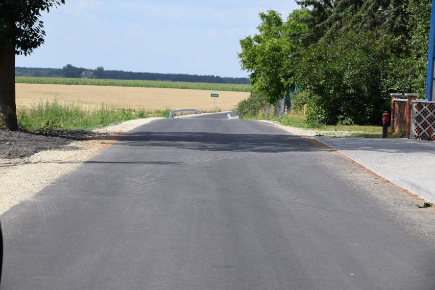 Oficjalne otwarcie wybudowanej drogi gminnej z Zawad do Tłukaw