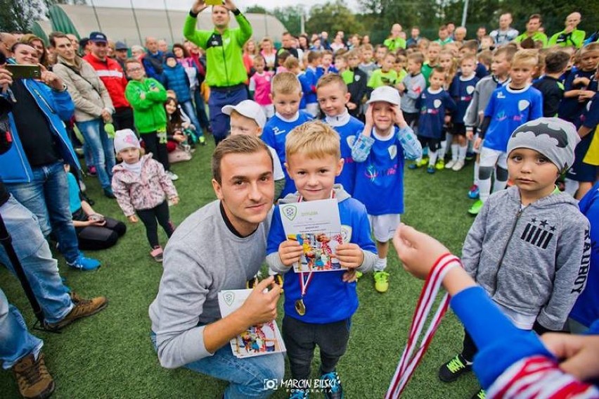 Centralna Liga Juniorów. Jakub Popielarz po 10 latach wrócił do Mielca, by zobaczyć mecz, swoich byłych drużyn