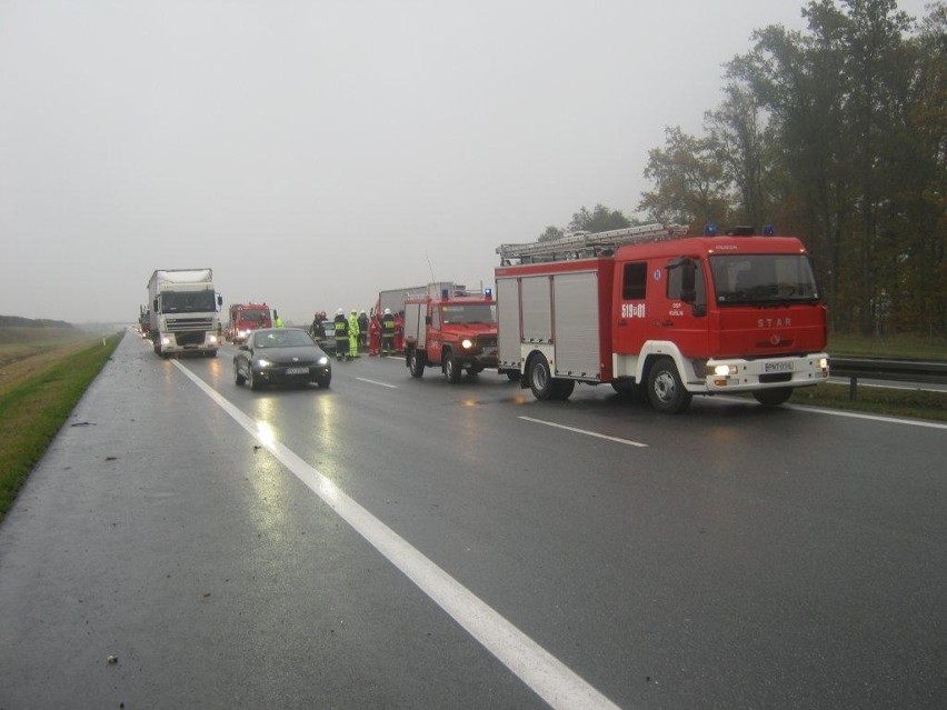 A2 koło Nowego Tomyśla: zderzenie toyoty z volvo [FOTO]