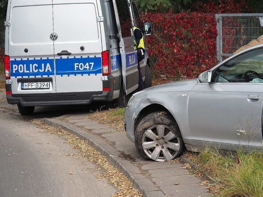 Wypadek na skrzyżowaniu Wróblewskiego i Proletariackiej. Zderzyły się dwa samochody marki audi