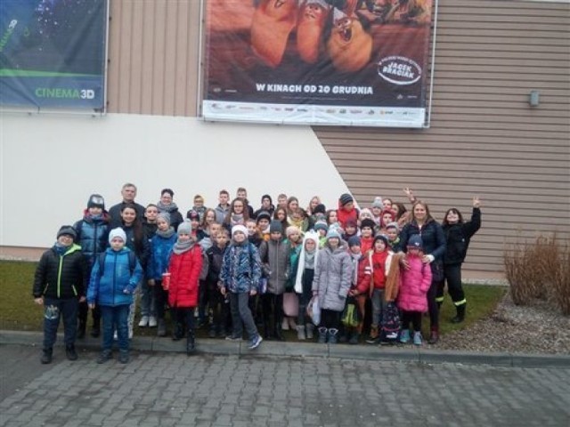 Dzieci ze Śmigla kolejny raz odwiedziły kino w Lesznie