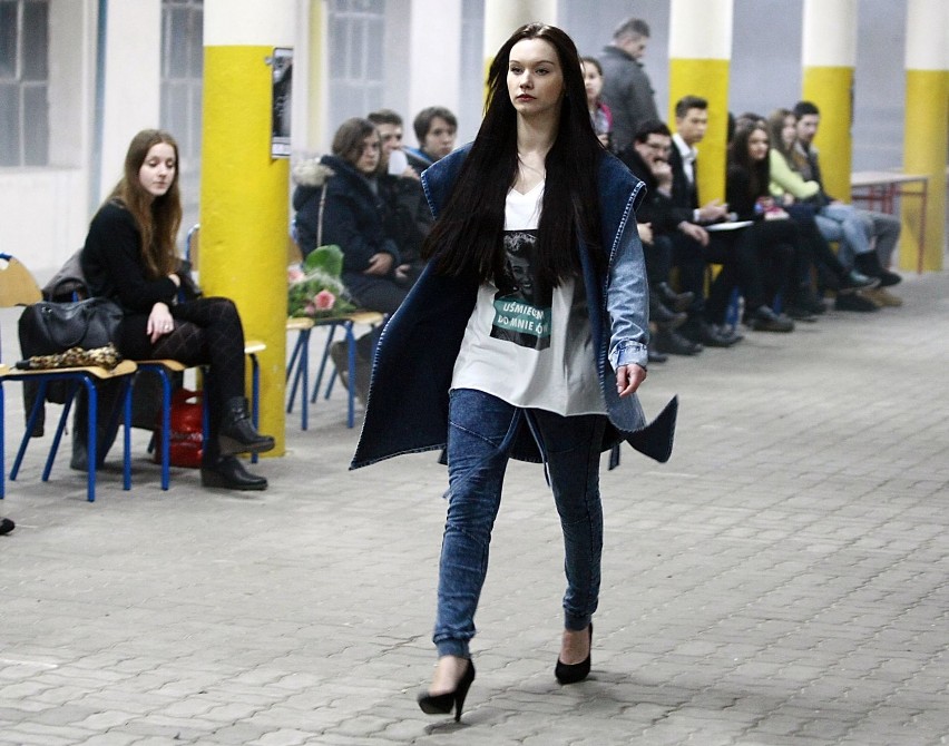 Akademia Kobiecości w Wi-Mie zakończył się pokazem mody Feel...