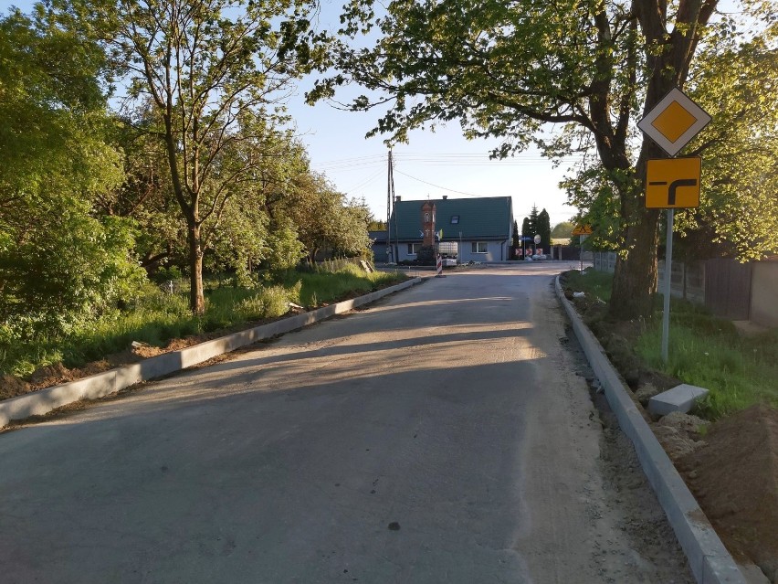 Droga powiatowa na trasie Sępólno-Lipka w Lutowie powinna...