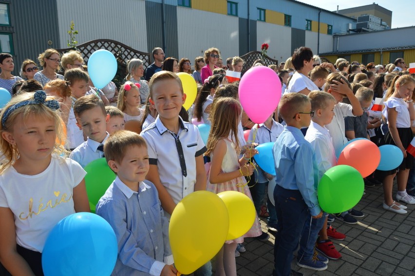 Inauguracja roku szkolnego w SP 5 w Żarach. Zobacz zdjęcia!