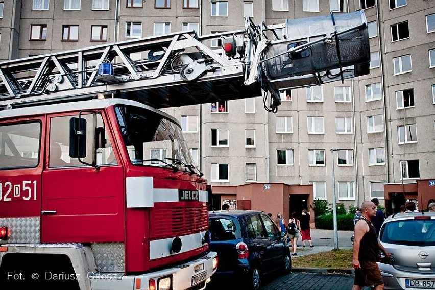 Paliło się mieszkanie w blokuj przy ul. Fortecznej w Wałbrzychu