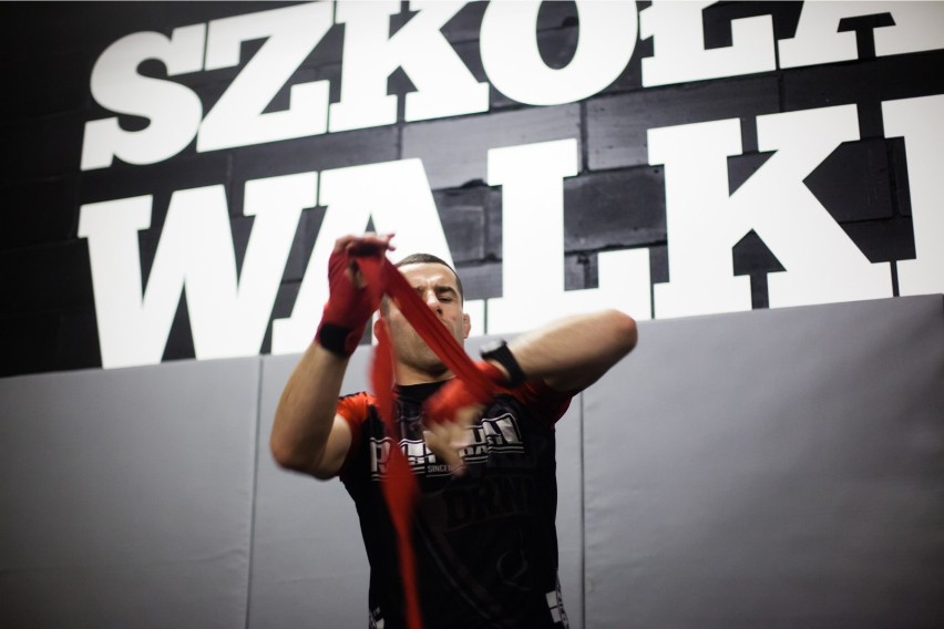 Gwiazda sztuk walki MMA będzie szkolić weteranów