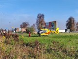 W Smolicach k. Zatora kierowca potrącił rowerzystę i uciekł. Rannego helikopter zabrał do szpitala. Lądował koło Energylandii