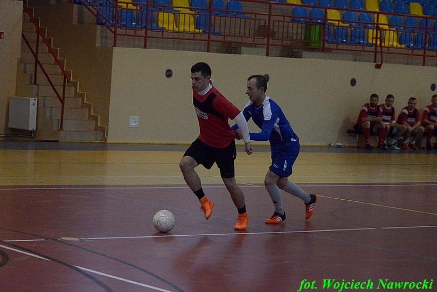 Wyniki 1. i 2. kolejki rundy mistrzowskiej IX edycji Choceńskiej Ligi Futsalu [zdjęcia]