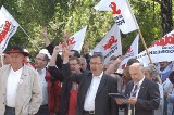 Pikieta przed bielską firmą EnerSys