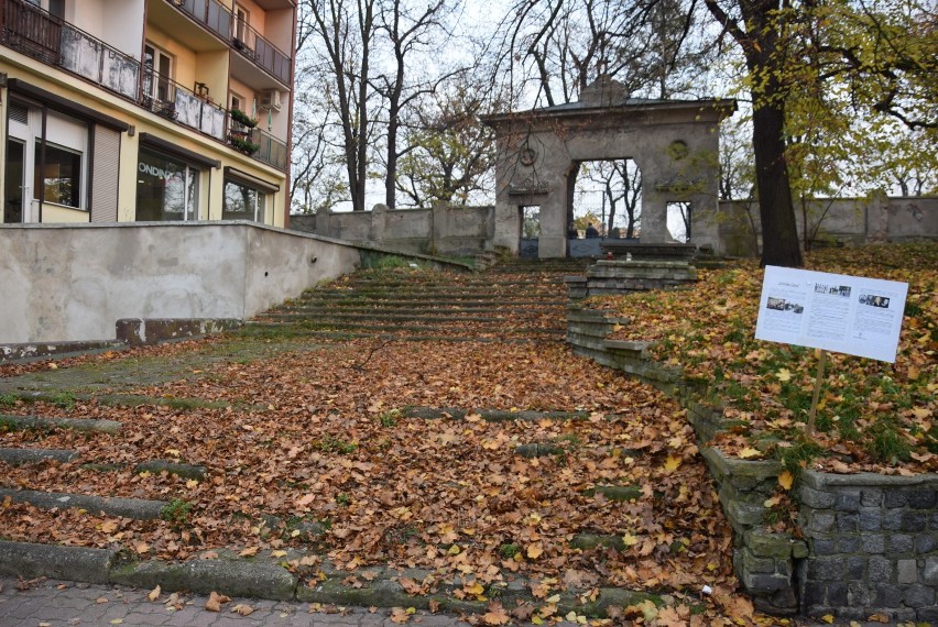 Miasto Kalisz chce wyremontować schody na cmentarz...