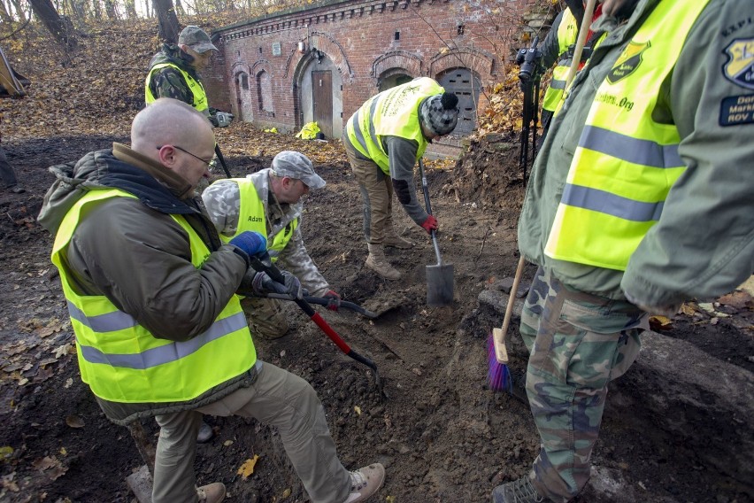 Stowarzyszenie Biskupia Górka odnalazło grób XVIII-wiecznego...