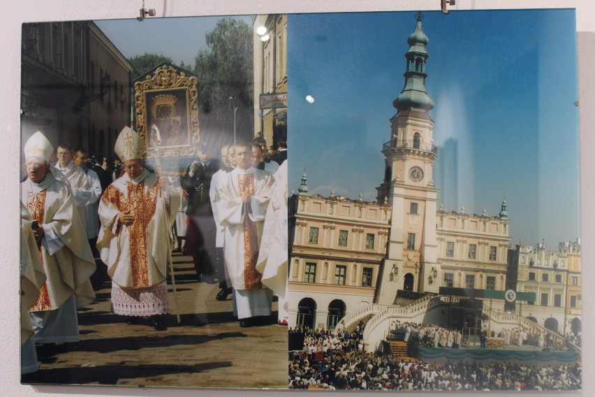 Wystawa fotografii z koronacji obrazu Matki Bożej Odwachowskiej na otwarcie Dni Kultury Chrześcijańskiej w Zamościu