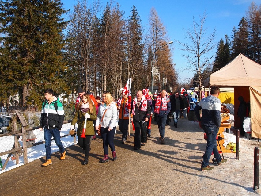 Zakopane. Kibice szykują się na skoki narciarskie [ZDJĘCIA]