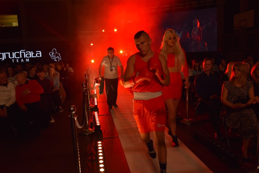 Sokółka Boxing Show 2. Wielkie sportowo-artystyczne widowisko za nami (zdjęcia)