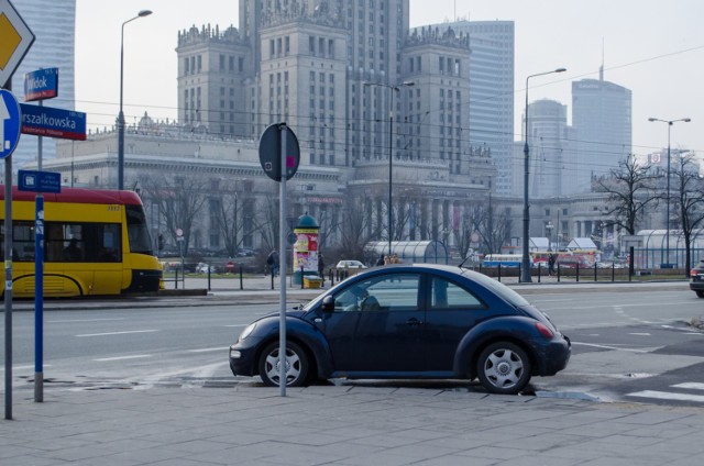 Straż Miejska i ZDM będą wspólnie kontrolować parkowanie na stołecznych ulicach