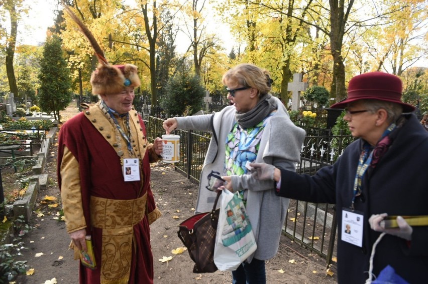 Datki z tegorocznej zbiórki na cmentarzu św. Jerzego w...