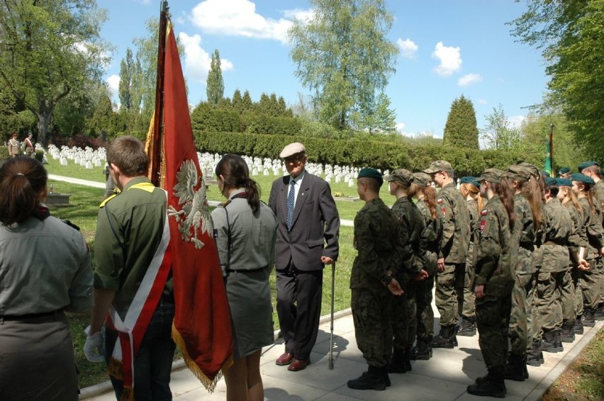 Odnowione groby cieszyńskich żołnierzy (ZDJĘCIA)