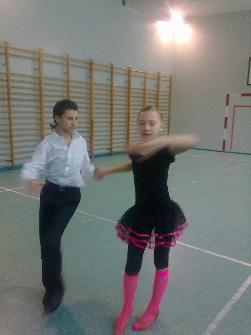 Arkadiusz Sosnowski uczył tanća towarzyskiego w Szkole Podstawowej w Luzinie
