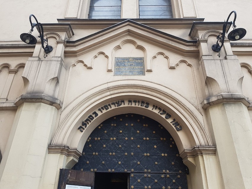 Obok wspomnianej Synagogi Remuh, w Krakowie działa również...