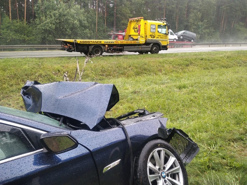 Powiat nowotomyski. Kolejny wypadek BMW na naszym terenie [FOTO]