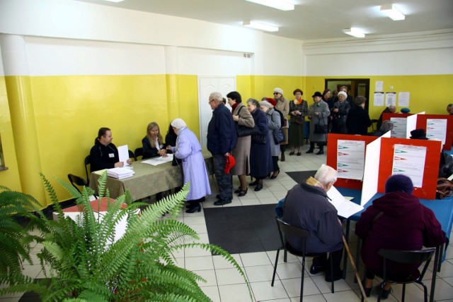 Pierwsza tura wyborów samorządowych 2018 odbędzie 21 października.