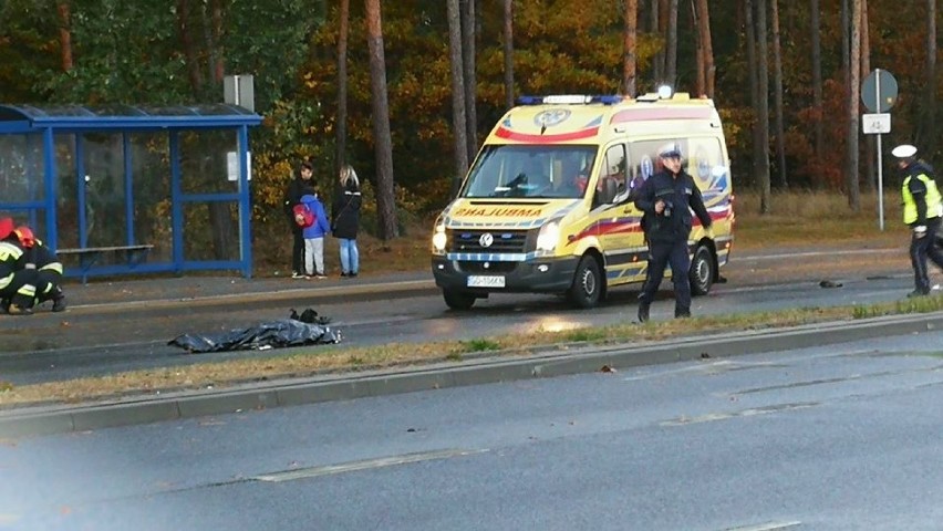 Śmiertelny wypadek na ulicy Toruńskiej we Włocławku [zdjęcia, wideo]