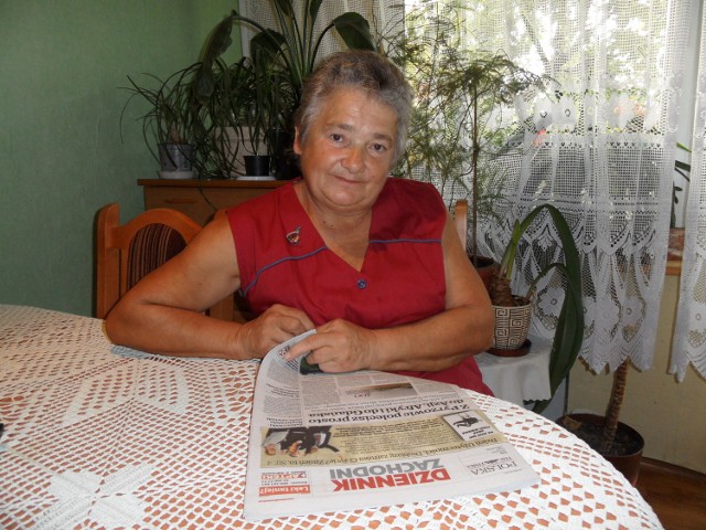 Anna Hachuła lubi czytać gazety i pracę na swoim ogródku w Żorach