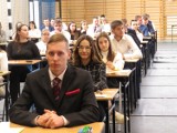 Matura 2022. Egzamin z matematyki w Centrum Kształcenia Zawodowego i Ustawicznego w Brodnicy. Mamy zdjęcia