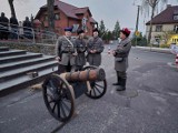 Lisków: Grupa rekonstrukcyjna wskrzesiła tradycję wielkanocnego strzelania. ZDJĘCIA