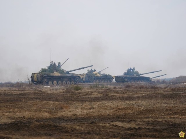 Białoruskie czołgi