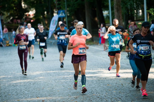 W biegu głównym na dystansie 10 kilometrów wzięło udział blisko 200 osób.