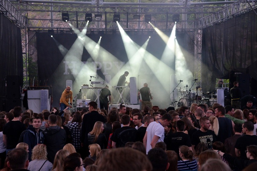 Juwenaliowy koncert Happysad. Kadzielnia była pełna