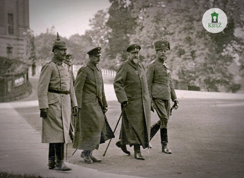 Wilhelm II Hohenzollern (pierwszy z lewej), ostatni...