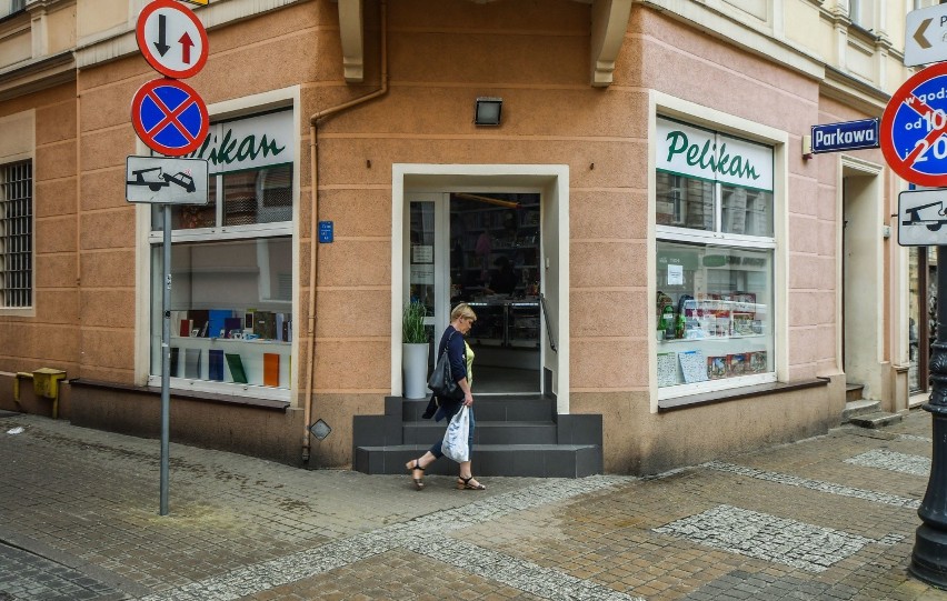 Pelikan przy ulicy Gdańskiej to sklep papierniczy z...