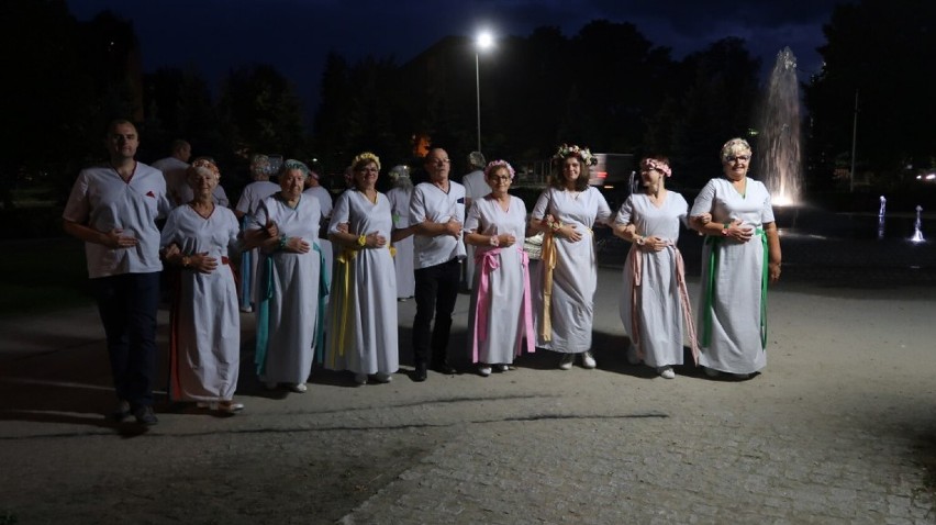 Leszczyńscy seniorzy z „Wygraj siebie” przygotowali układ choreograficzny, który ma być wyrazem wdzięczności dla medyków