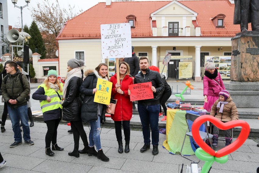 Marsz Szlachetnej Paczki 2018 i otwarcie bazy rodzin w Białymstoku