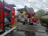Pożar w Ładzicach. Paliło się mieszkanie, jedna osoba poszkodowana. ZDJĘCIA