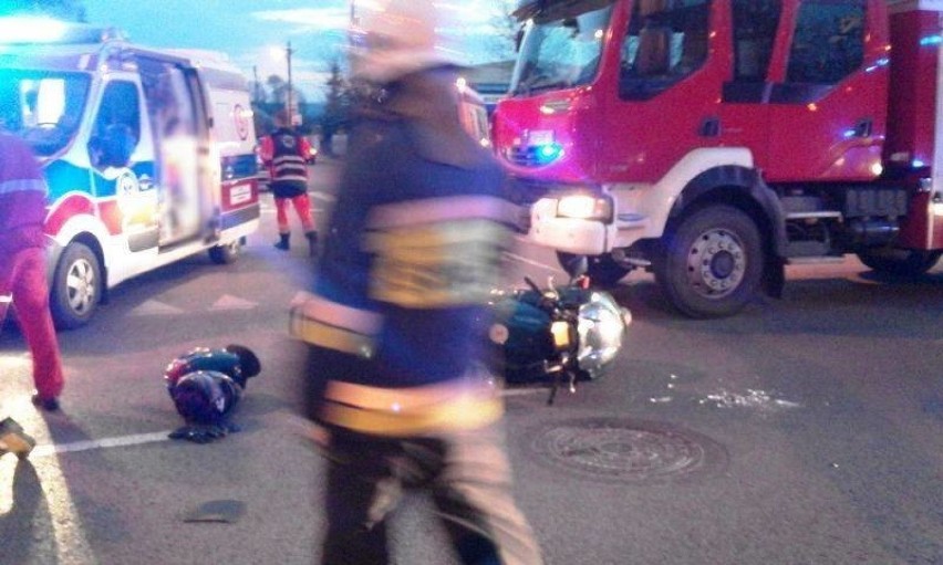 Nowy Sącz. Wypadek na Królowej Jadwigi. Ciężko ranna pasażerka motocykla [ZDJĘCIA]
