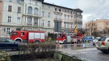 Pożar szafy w budynku wielorodzinnym w Brzegu. Ewakuowano łącznie 8 osób i psa 