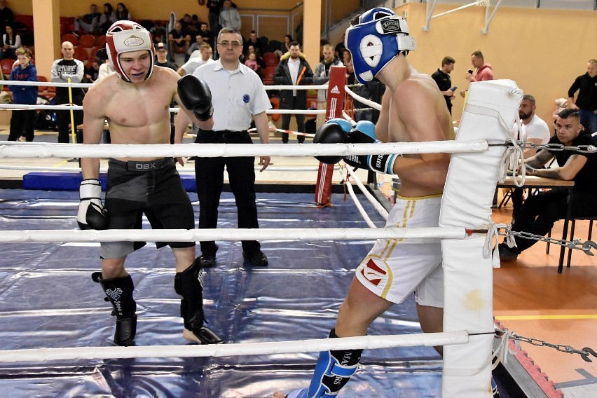 Kickboxing. W Pile odbył się VII Turniej im. Tadeusza Pietrzykowskiego. Zobaczcie zdjęcia