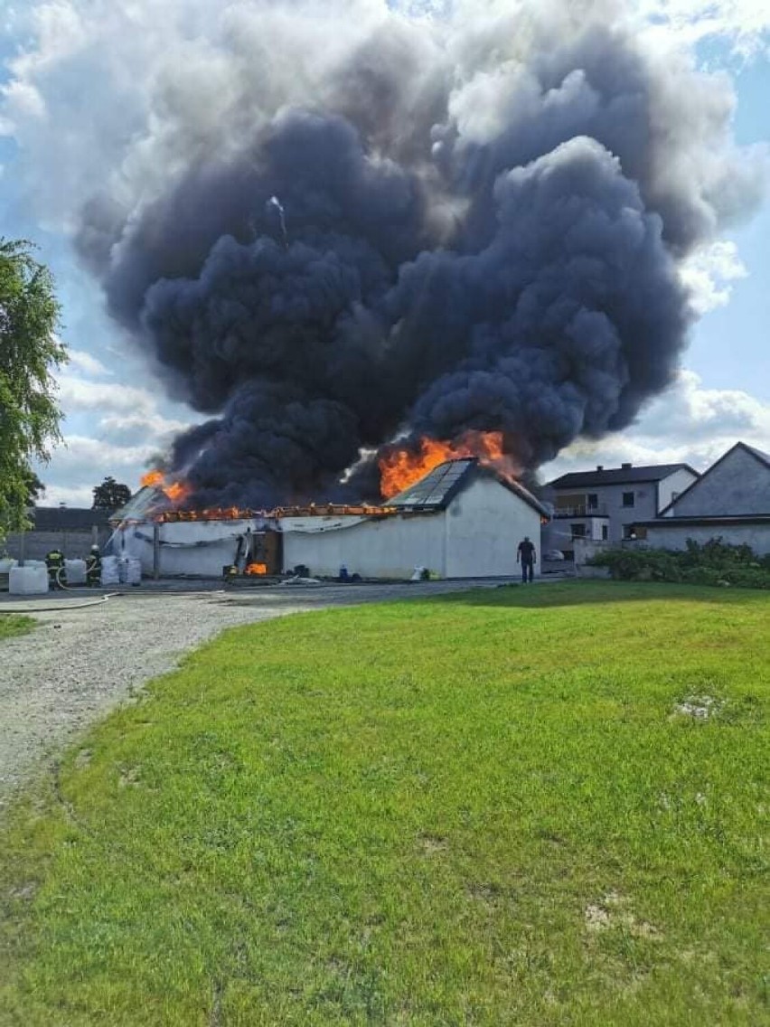 Groźny pożar w Pawelcach