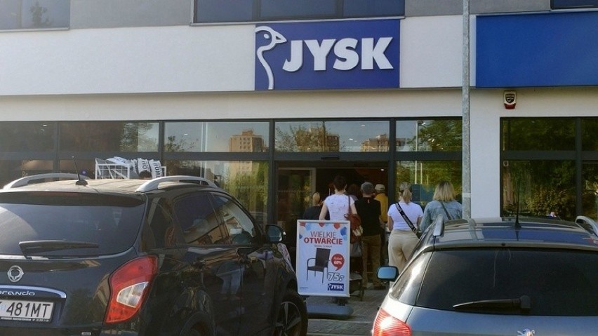 W środę 12 maja otwarty został oficjalnie nowy sklep JYSK w...