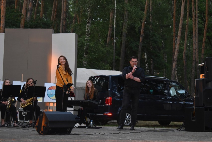Big Band "Po Godzinach" w sobotni wieczór wystąpił w Gołuchowie