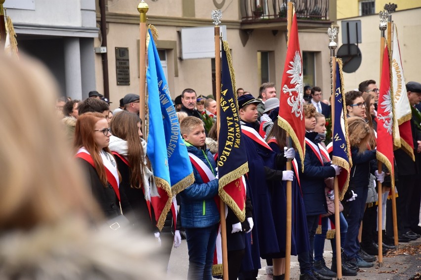 Narodowe Święto Niepodległości 2019 w Żninie: uroczystości przy pomniku Walk i Męczeństwa [zdjęcia, wideo] 