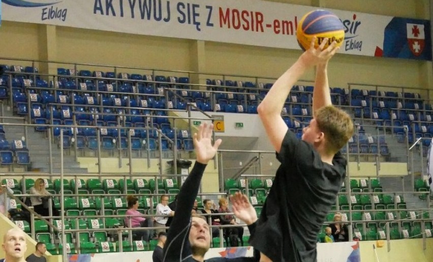 Elbląski MOSiR zaprasza na finałowy turniej koszykarzy 3x3