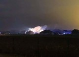 Pożar w Groblicach pod Wrocławiem. Ogień gasiło 10 zastępów straży pożarnej