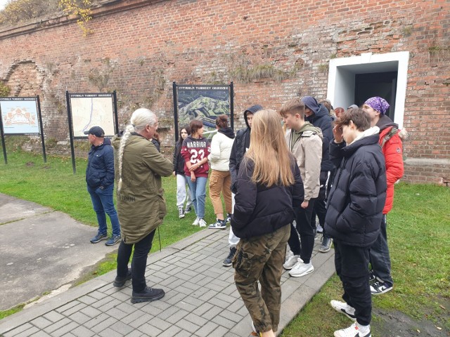 Dotąd z warsztatów "Poznaj historię Twierdzy Grudziądz" skorzystali uczniowie szkół ponadpodstawowych. Teraz okazja dla każdego z pasjonatów historii