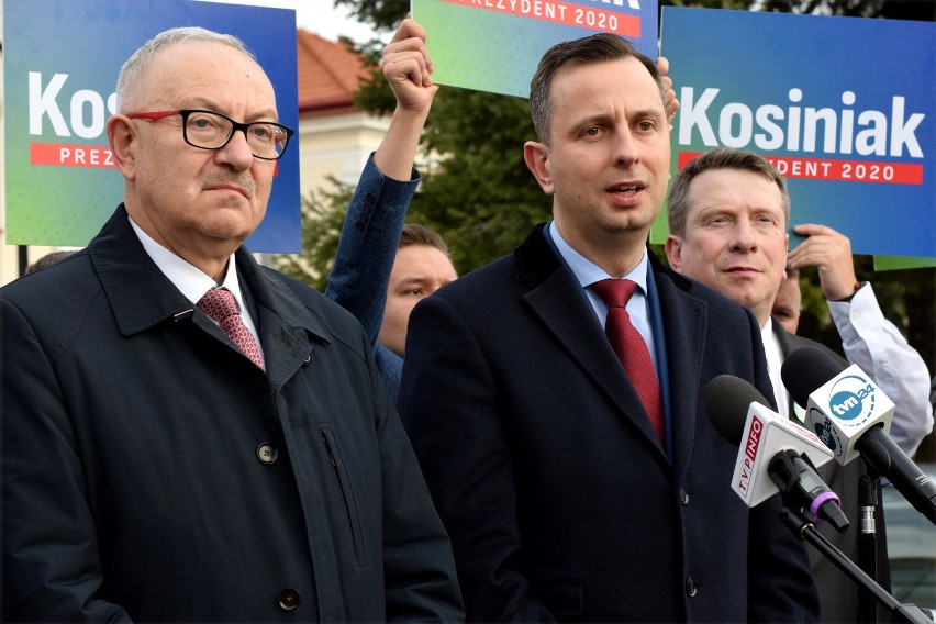 Władysław Kosiniak-Kamysz w Jarosławiu. Prezes PSL i kandydat tej partii na prezydenta, był we wtorek na terenie PWSTE [ZDJĘCIA]