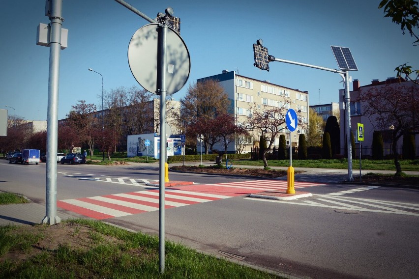Nowe, bezpieczniejsze przejścia dla pieszych w Radomsku i powiecie