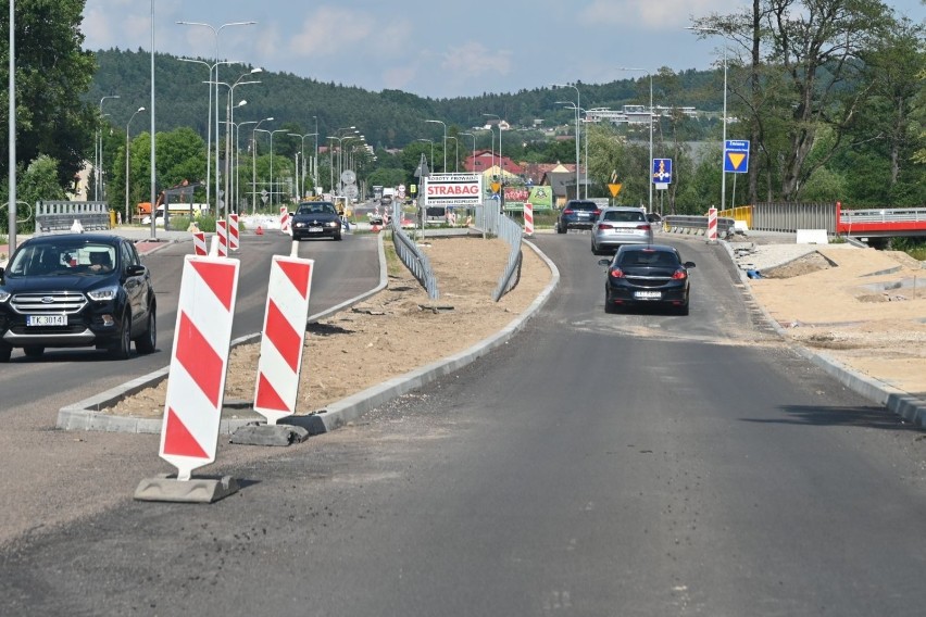 Zakończenie przebudowy ulic Witosa i Zagnańskiej dopiero w październiku? Miały być gotowe w lipcu (ZDJĘCIA)
